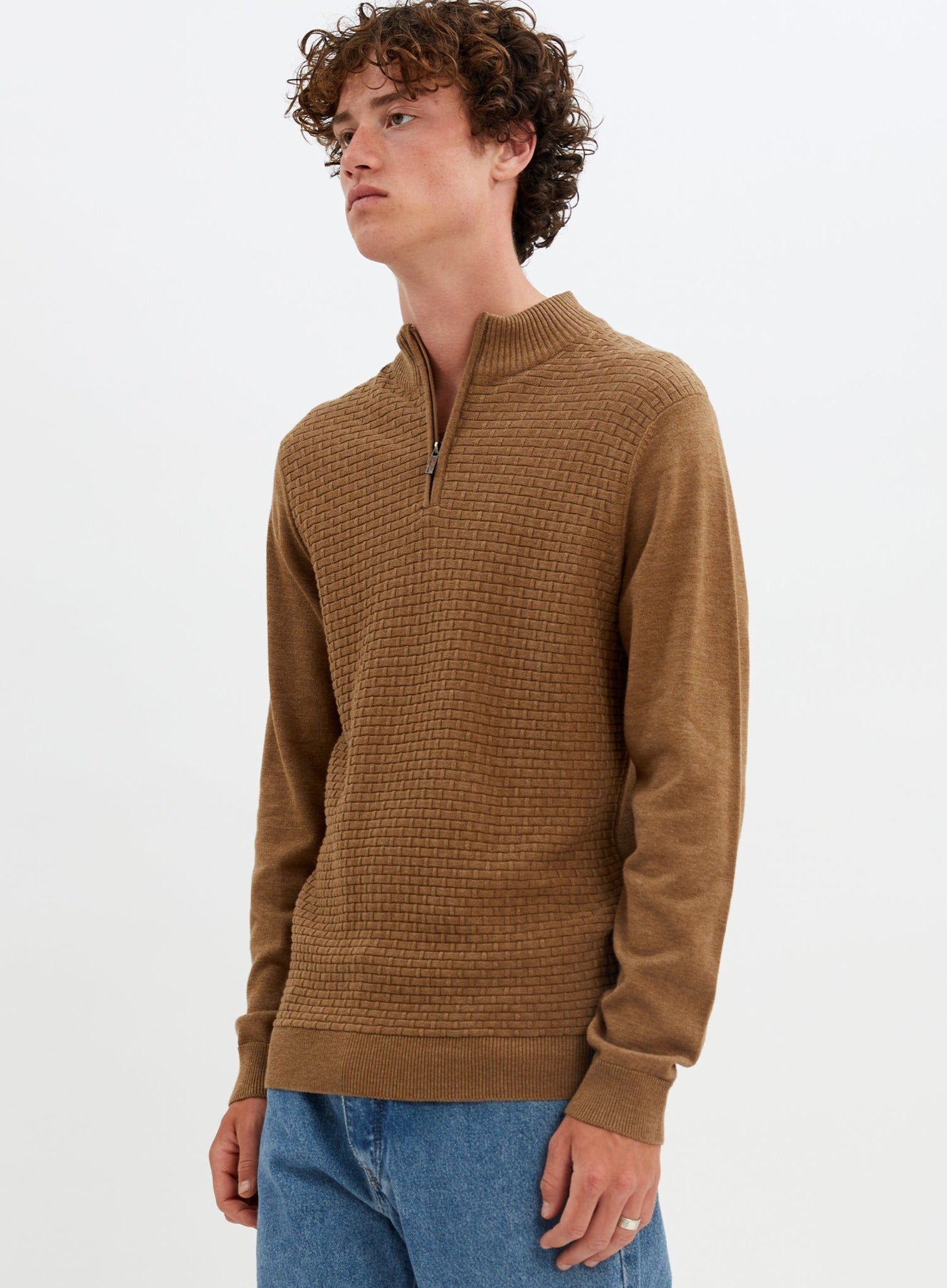 NOLAN  | Nolan cotton mock neck fine gauge sweater || NOLAN  |  Chandail fin en coton à col roulé