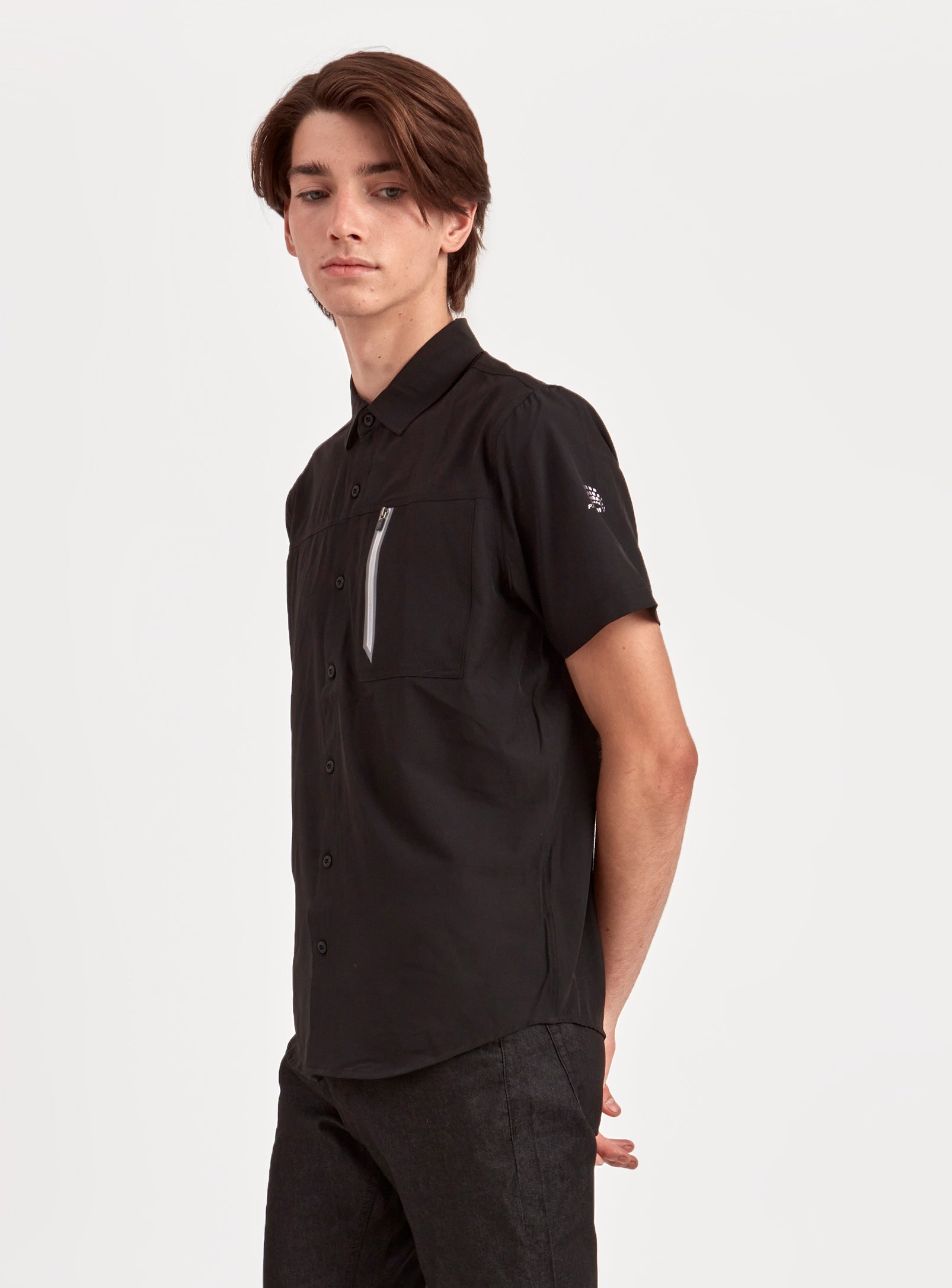 WAYY | Solid 4-way-stretch dry edition shirt || WAYY | Chemise solide en édition sèche extensible dans les 4 sens