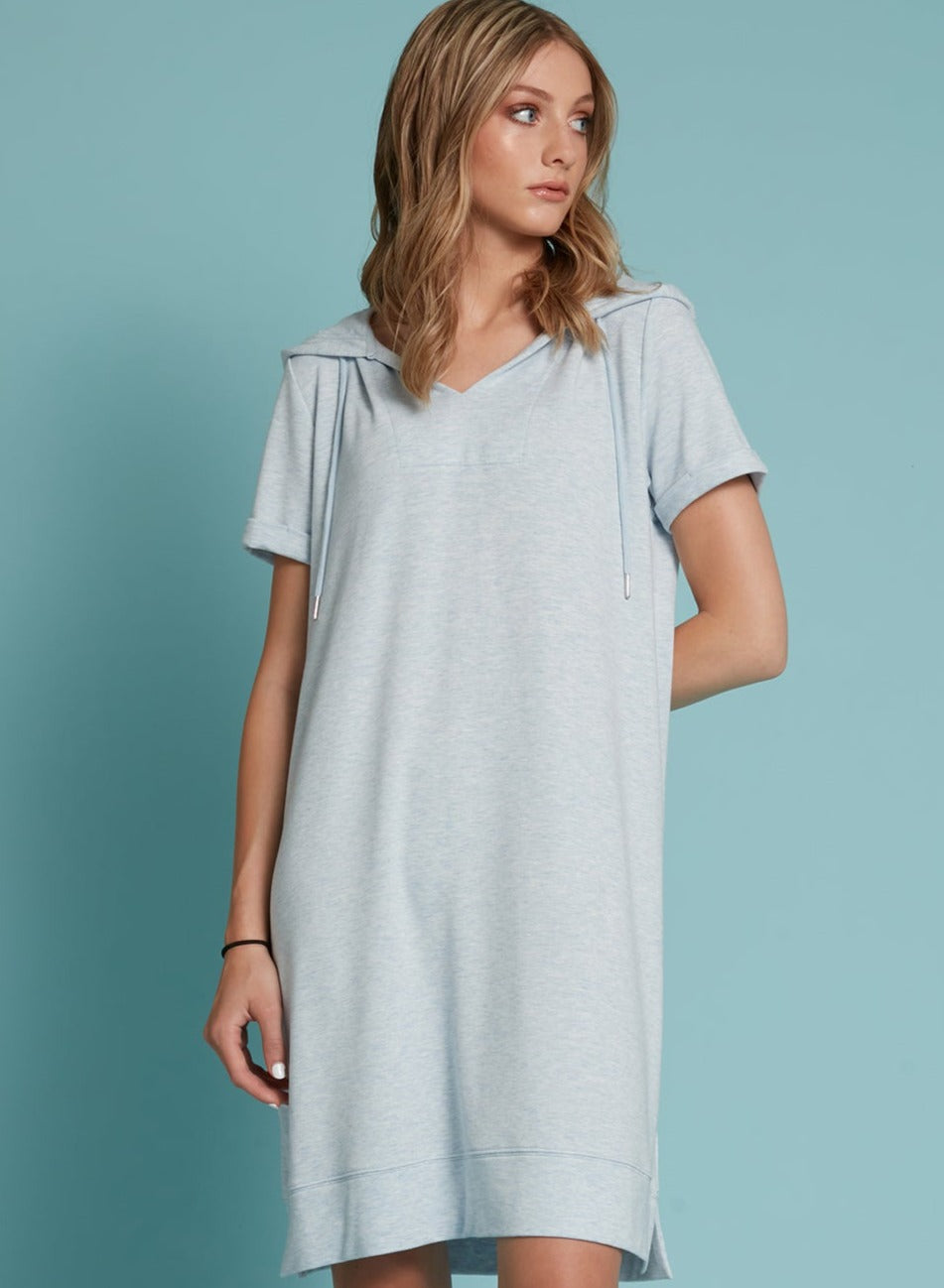 VEYA | Short hoodie dress || VEYA | Robe courte à capuche