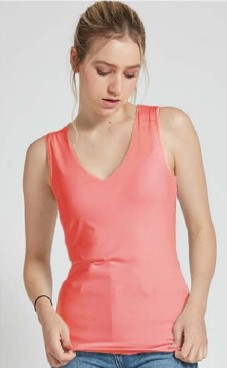 GIGI | Basic v-neck camisole || GIGI | Camisole col en v basique