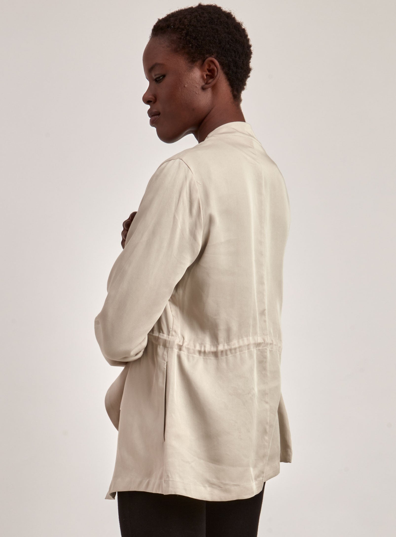 LEALIA | OPEN FRONT BEIGE JACKET|| LEALIA | VESTE OUVERTE