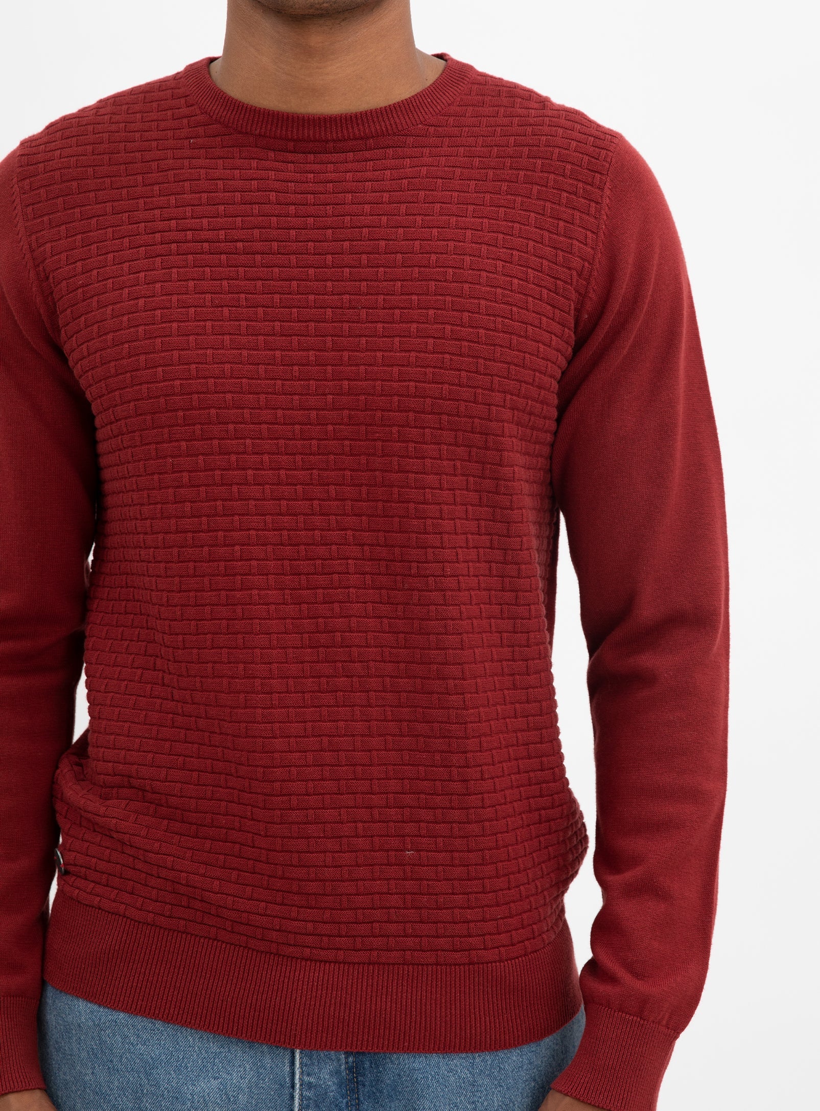 SWEN  | Cotton crewneck fine gauge sweater || SWEN |  Chandail fin en coton à col ras du cou