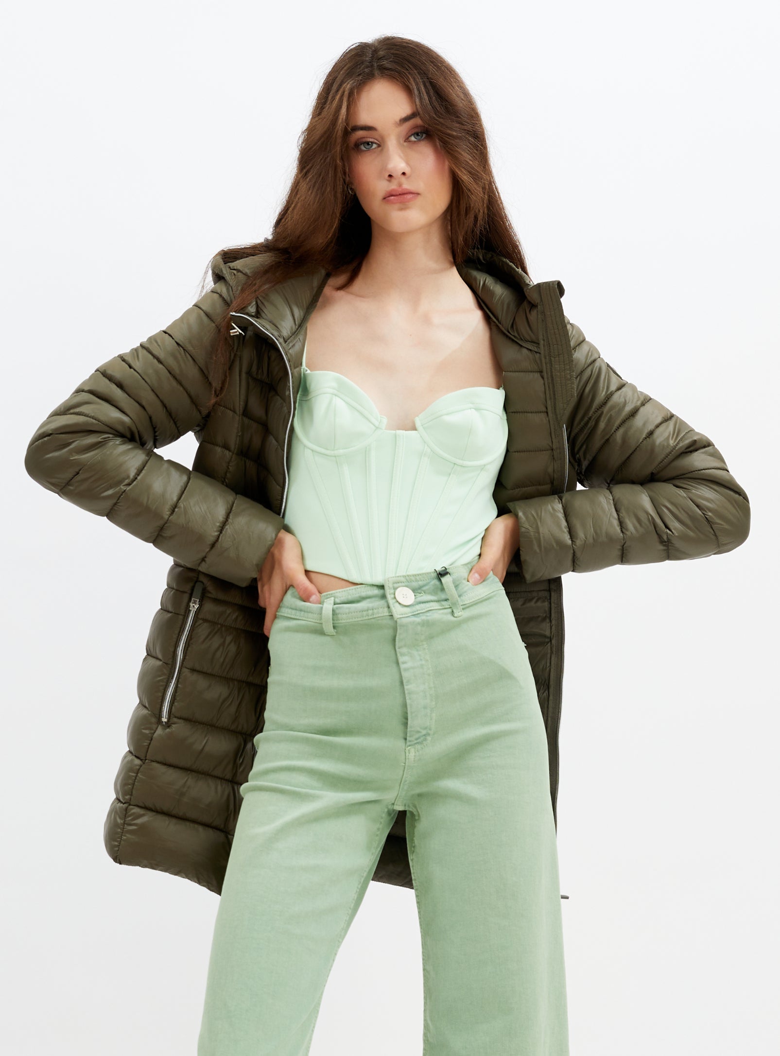 GRANVILLE | Iconic long ultralight jacket || GRANVILLE | Veste ultralégère iconique longue