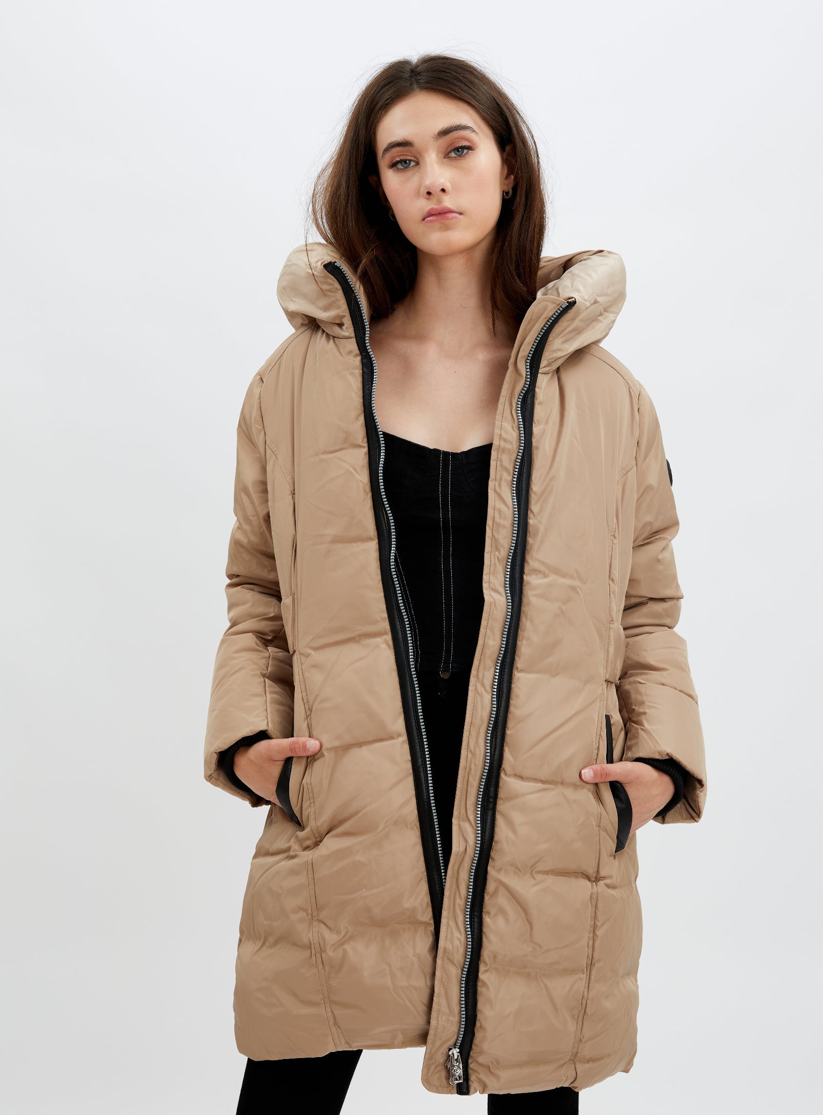 RACHELLE | Long puffer with elastic belt || RACHELLE | Doudoune longue avec ceinture élastique