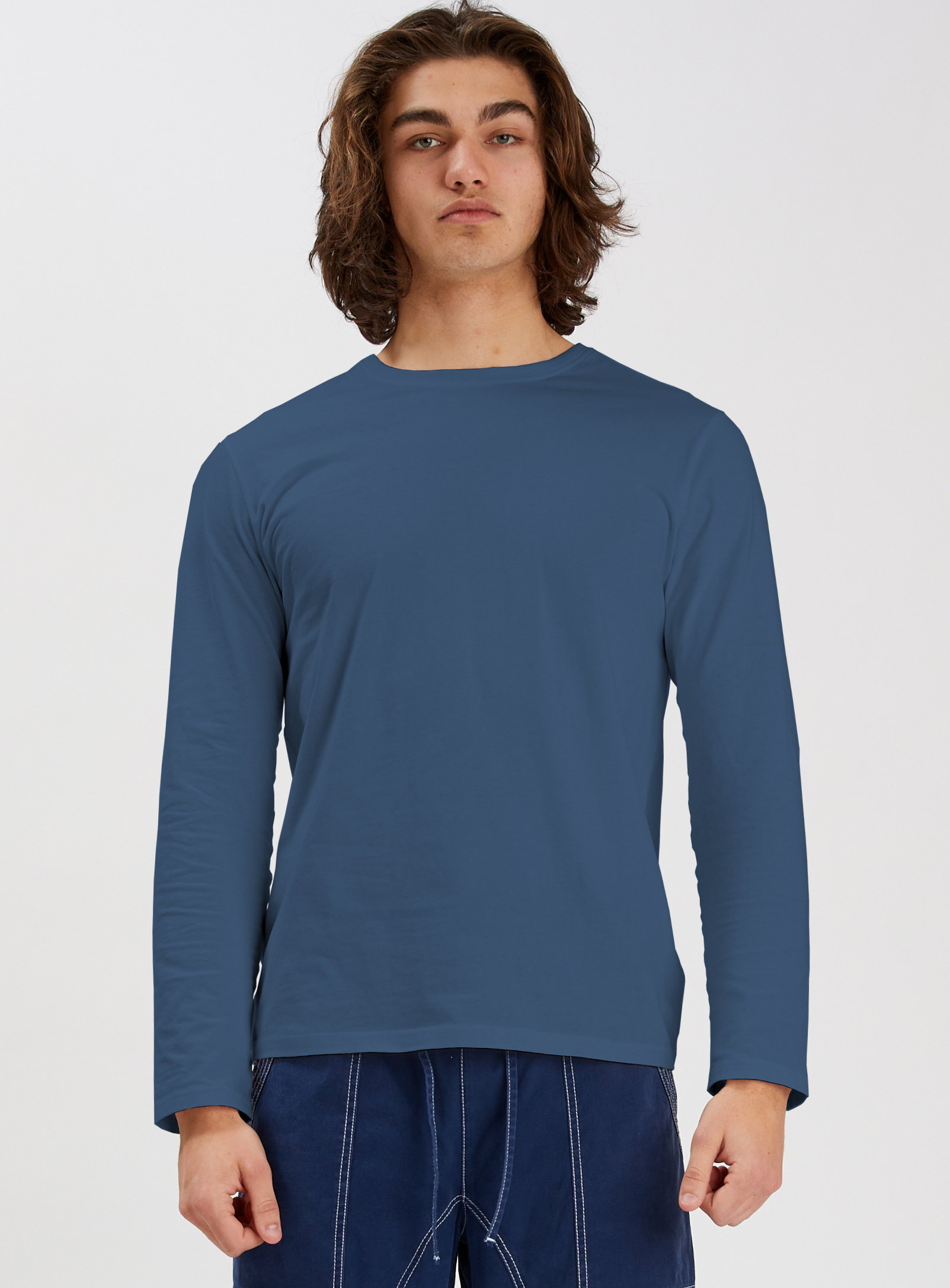 KEL | Long sleeve basic cotton crewneck T-shirt || KEL | T-shirt basique à manches longues et col rond en coton