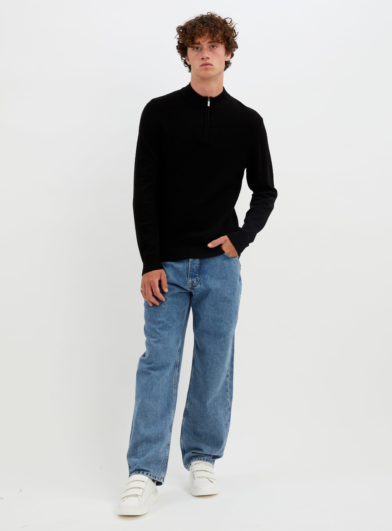 NOLAN  | Nolan cotton mock neck fine gauge sweater || NOLAN  |  Chandail fin en coton à col roulé