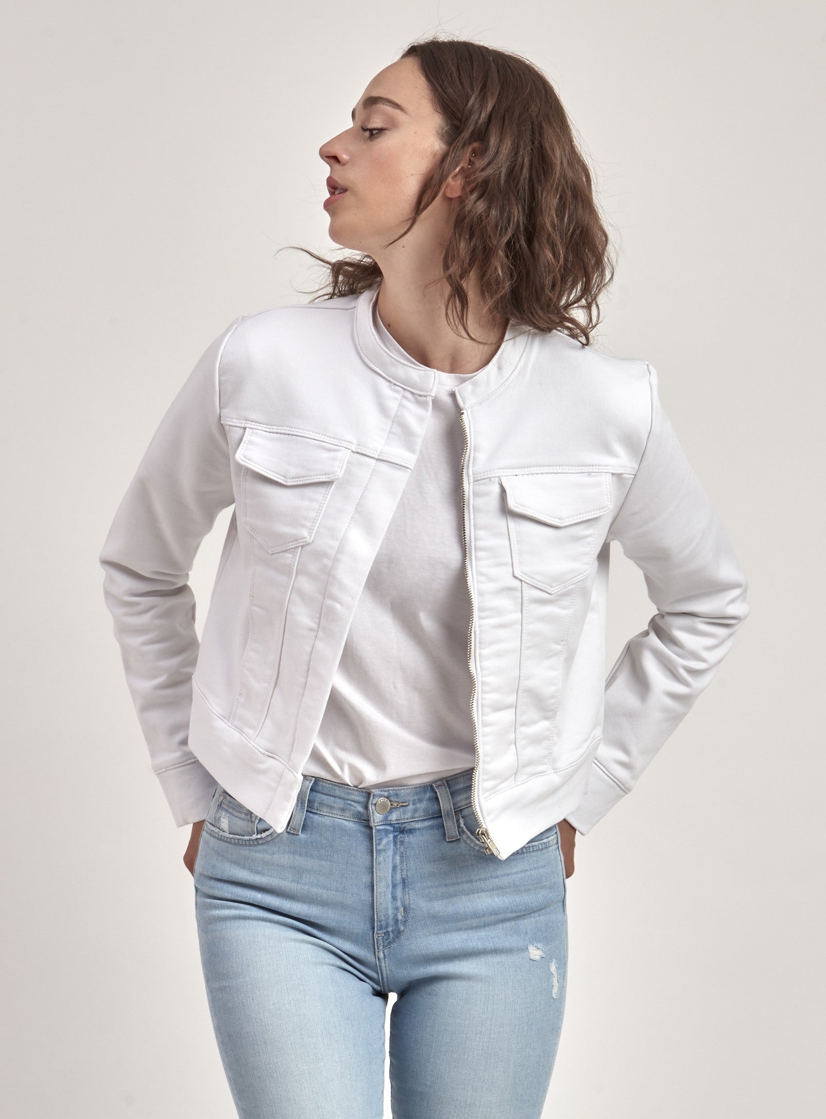 DALIAH | WHITE DENIM JACKET || DALIAH | VESTE EN DENIM BLANC