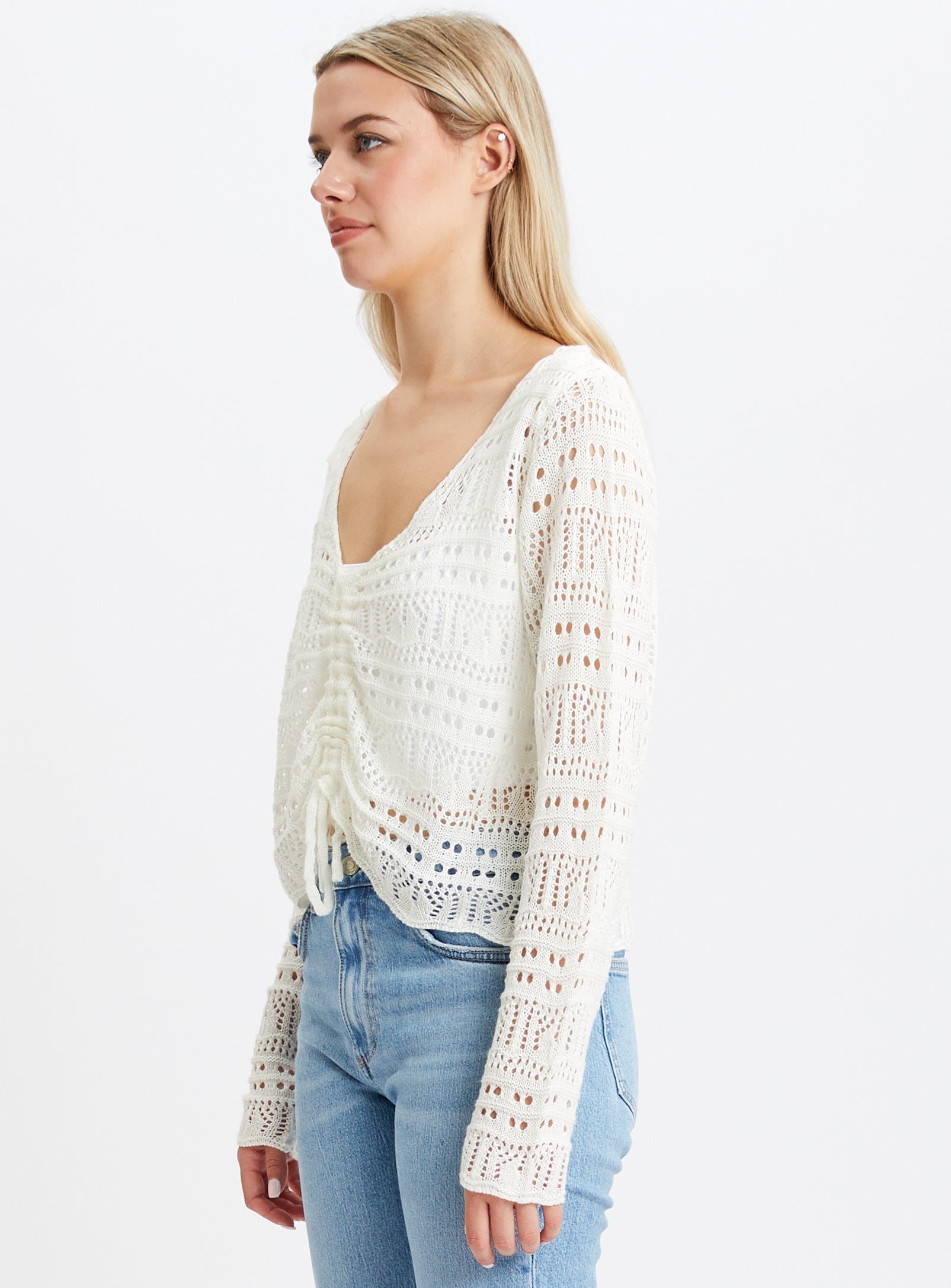 CARRIE | V-neck crochet sweater || CARRIE | Pull en crochet a col en V