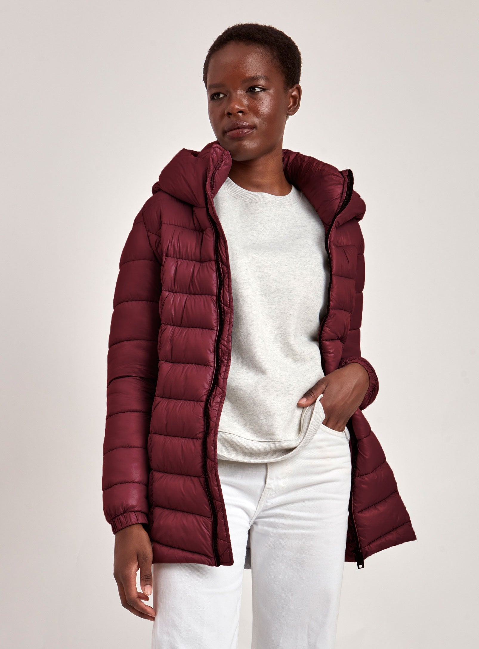CLAUDIA | LONG MID-WEIGHT PUFFER COAT-CURRANT||CLAUDIA | MANTEAU PUFFER LONG POIDS MOYEN-GROSEILLE