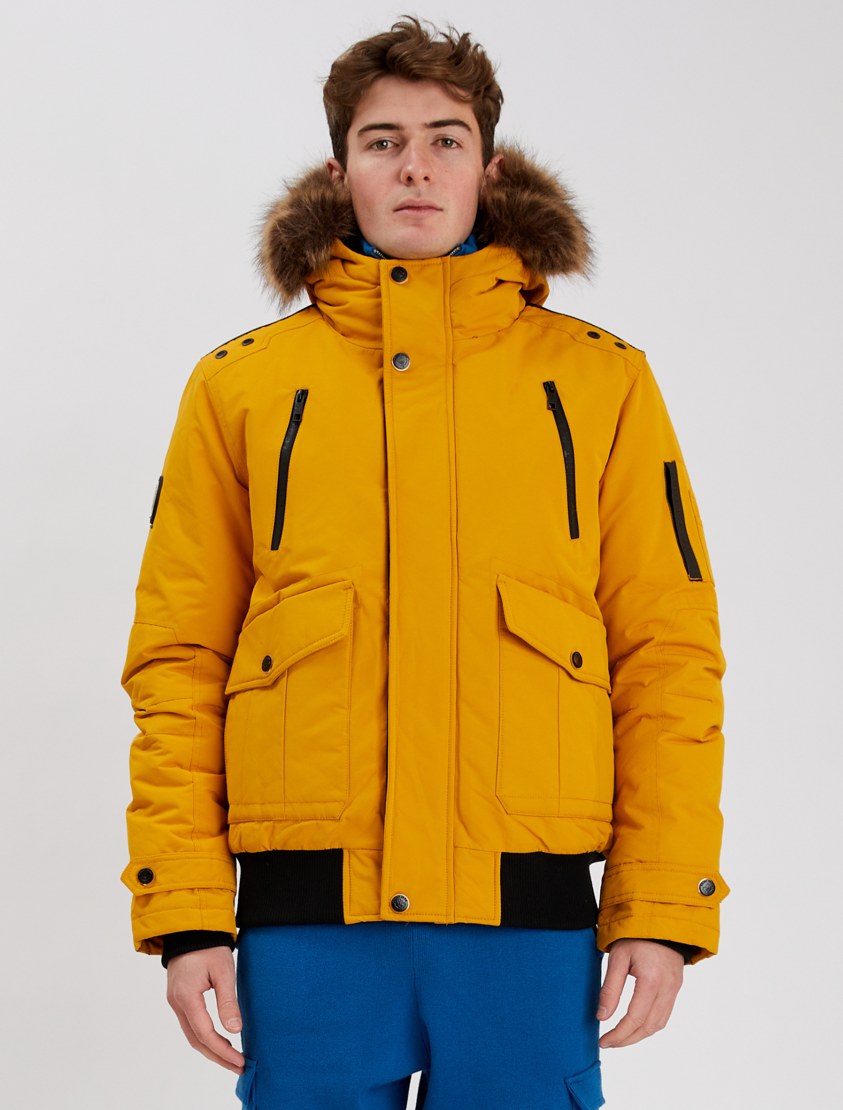 ASPEN |  Essential winter bomber jacket ||  ASPEN | Blouson d'hiver essentiel