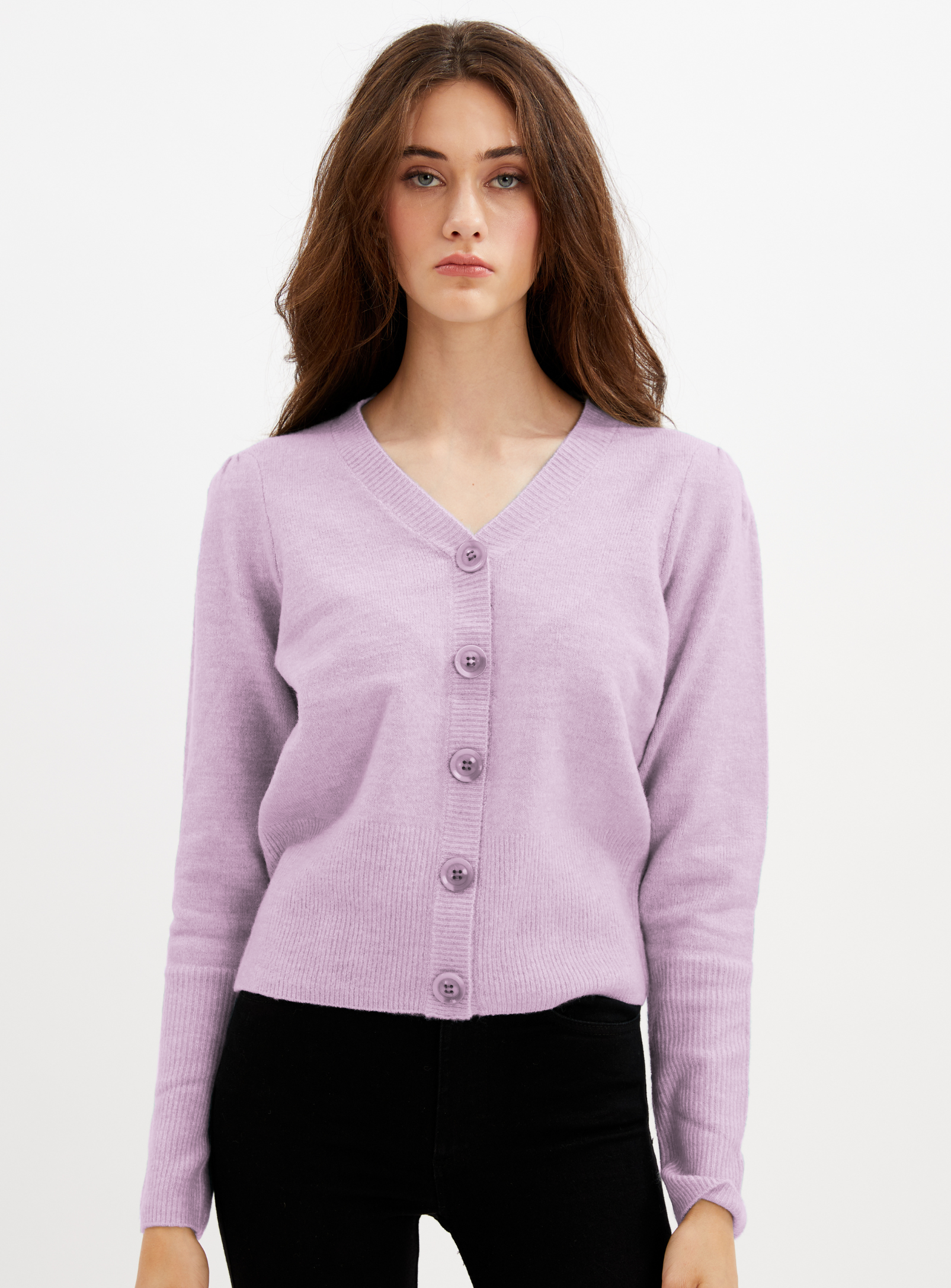 EMILIA | V-neck button up sweater || EMILIA | Pull a col en V à boutons