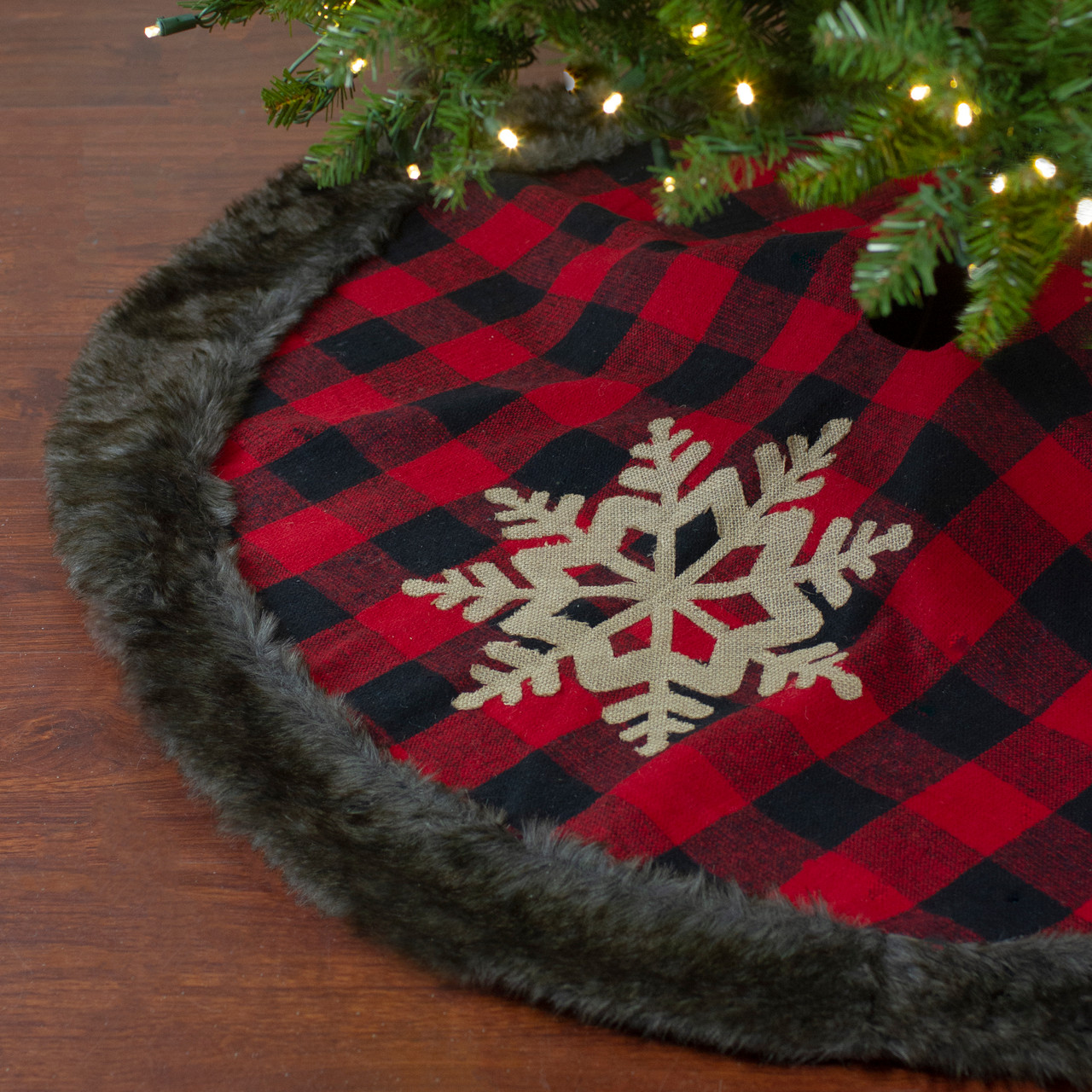 48-Inch Red and Black Christmas Tree Skirt with Burlap Snowflake