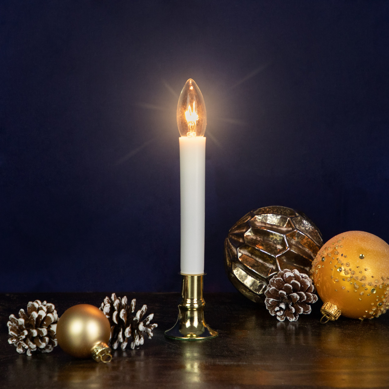 9" Pre-Lit White and Gold C7 Christmas Candle Lamp with Sensor