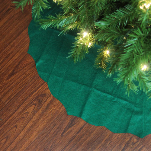 Scalloped Edge Christmas Tree Skirt - 48" - Green