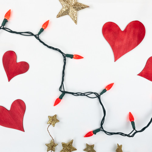 70-Count Red LED Faceted C6 Christmas Light Set, 23ft Green Wire