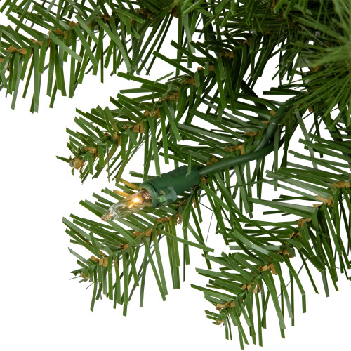 Pre-Lit Rockwood Pine Artificial Christmas Wreath - 24" - Clear Lights