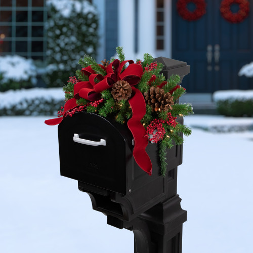 Pre-Lit Dorchester Pine Artificial Christmas Swag - 28" - Clear Lights