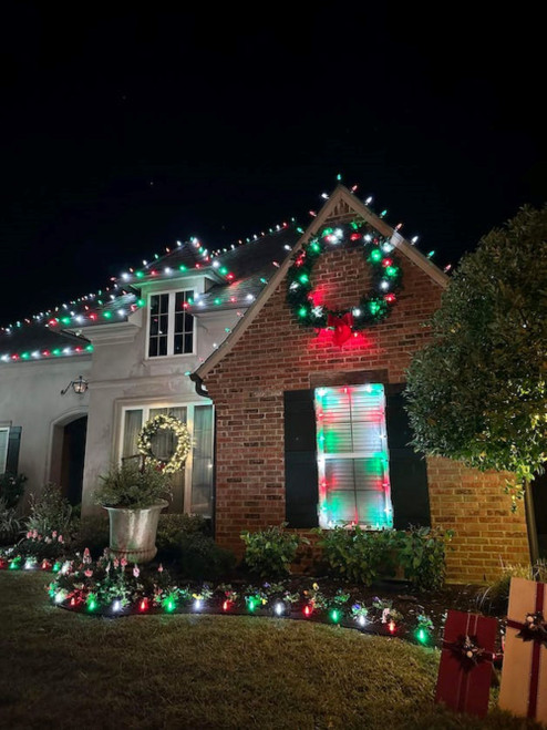 Deluxe Windsor Pine Artificial Christmas Wreath - 16-Inch - Unlit