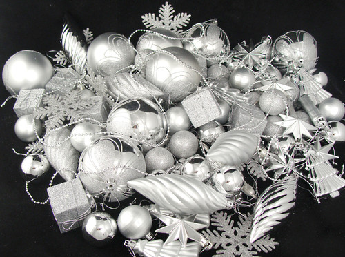 125ct Splendor Silver Shatterproof 4-Finish Christmas Ornaments 5.5" (140mm)