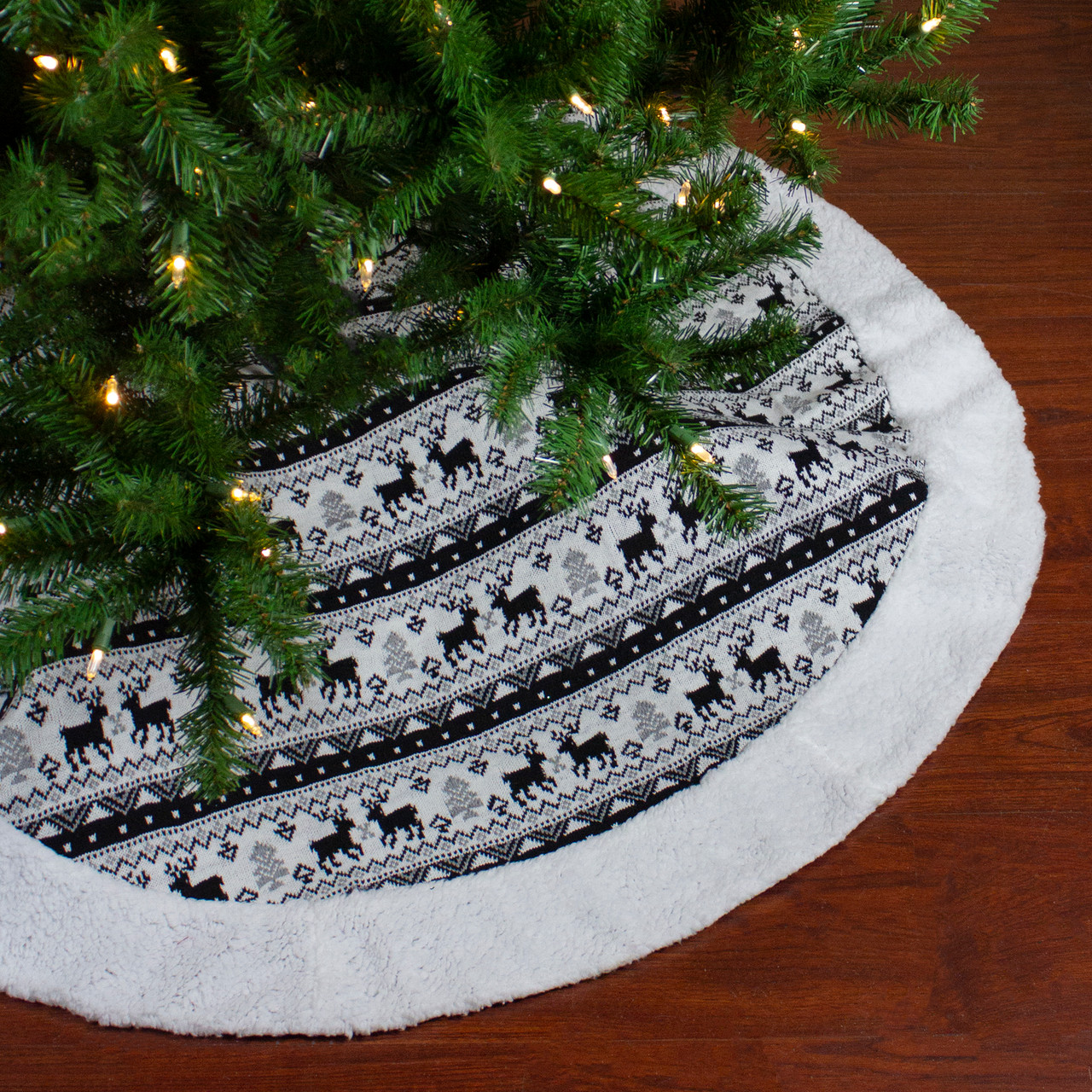 48" Black and White Knitted Reindeer Lodge Round Christmas Tree Skirt