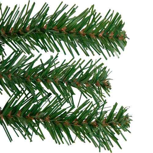 Green Winona Fir Artificial Christmas Wreath, 24-Inch, Unlit