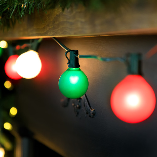 10-Count Frosted Red, White and Green G50 Globe Patio Lights, 9ft Green Wire