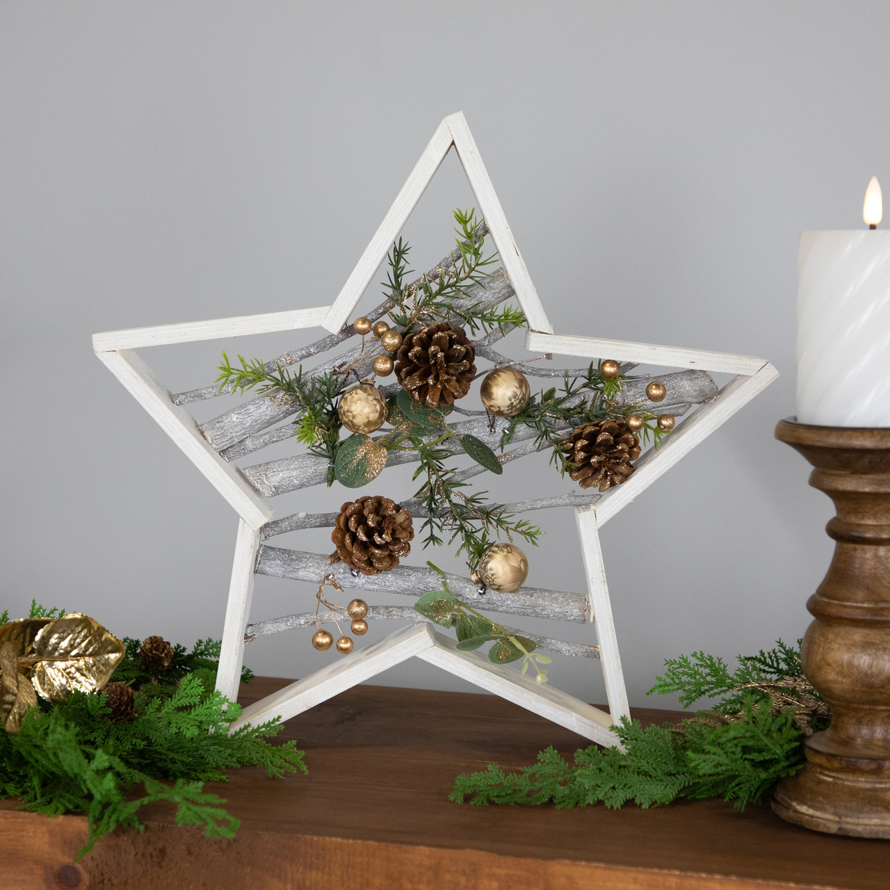 Pinecones and Berries Star Shaped Wooden Christmas Decoration - 14.5"