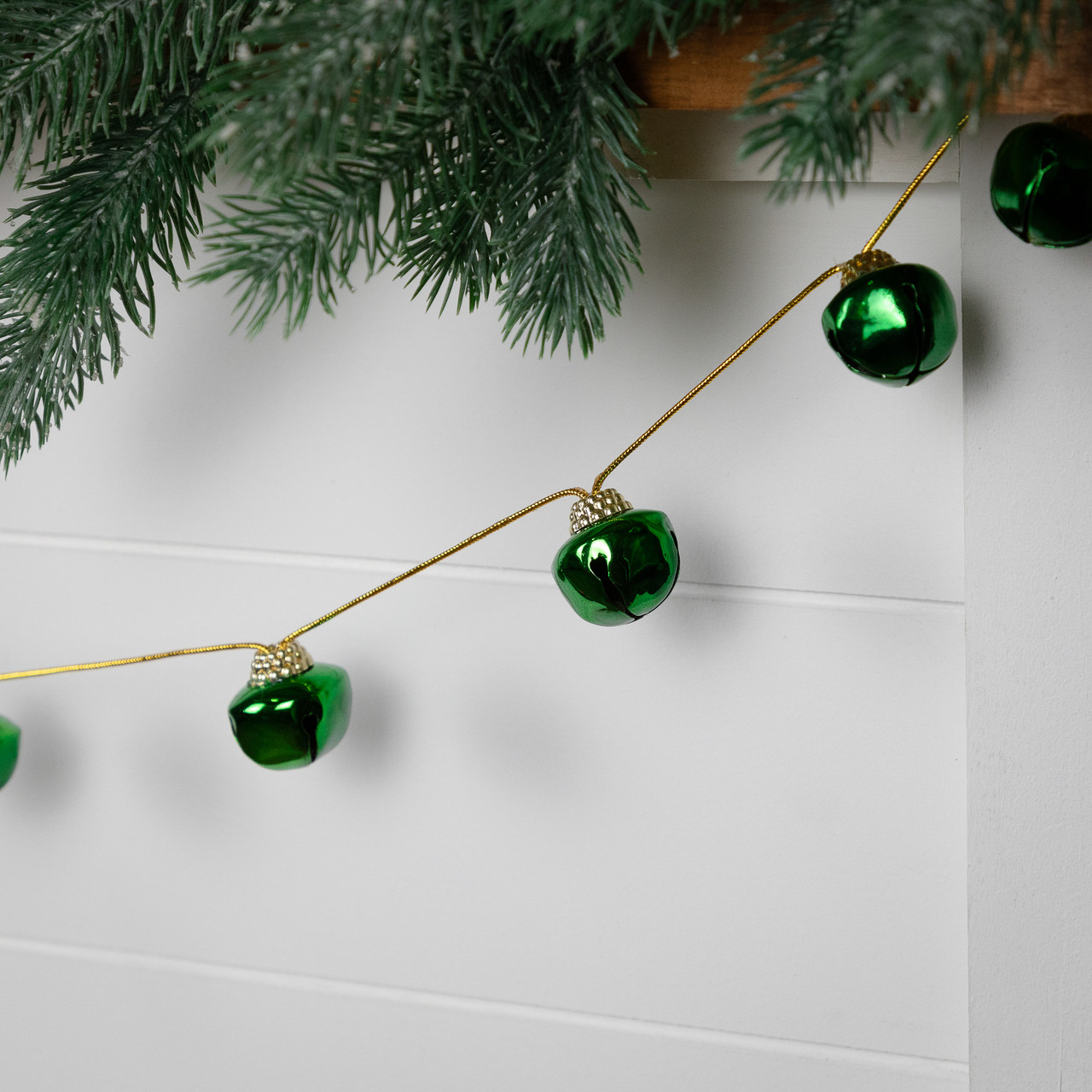 Shiny Metal Jingle Bells Christmas Garland - 7.5' - Green
