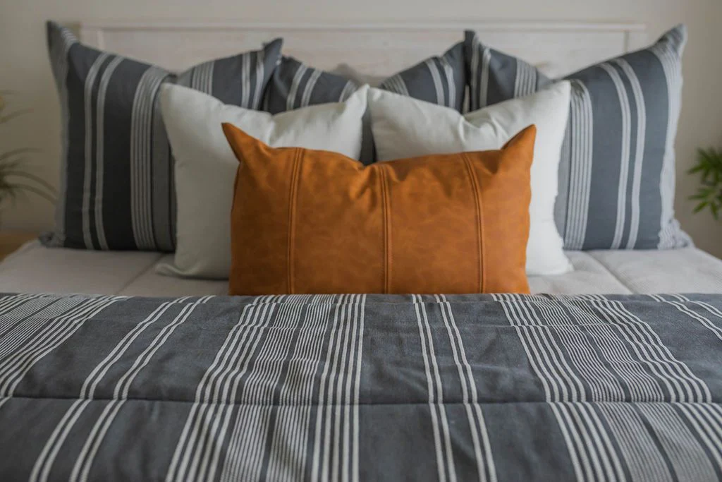 Beau Medium Pillow Cover