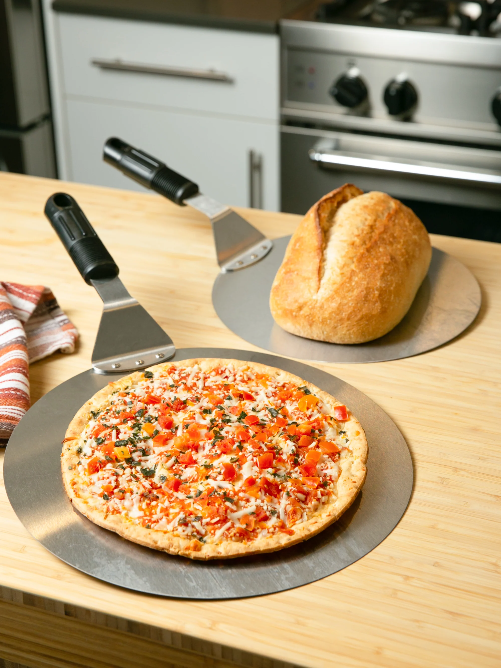Oven Spatula - 10In Dia.