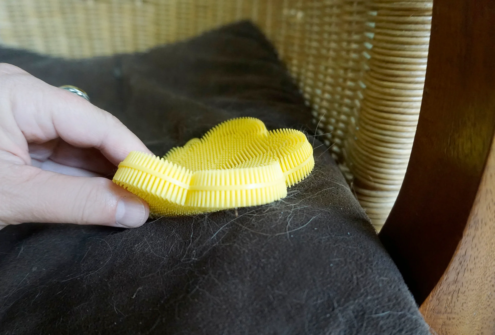 Silicone Soft Scrub - Yellow