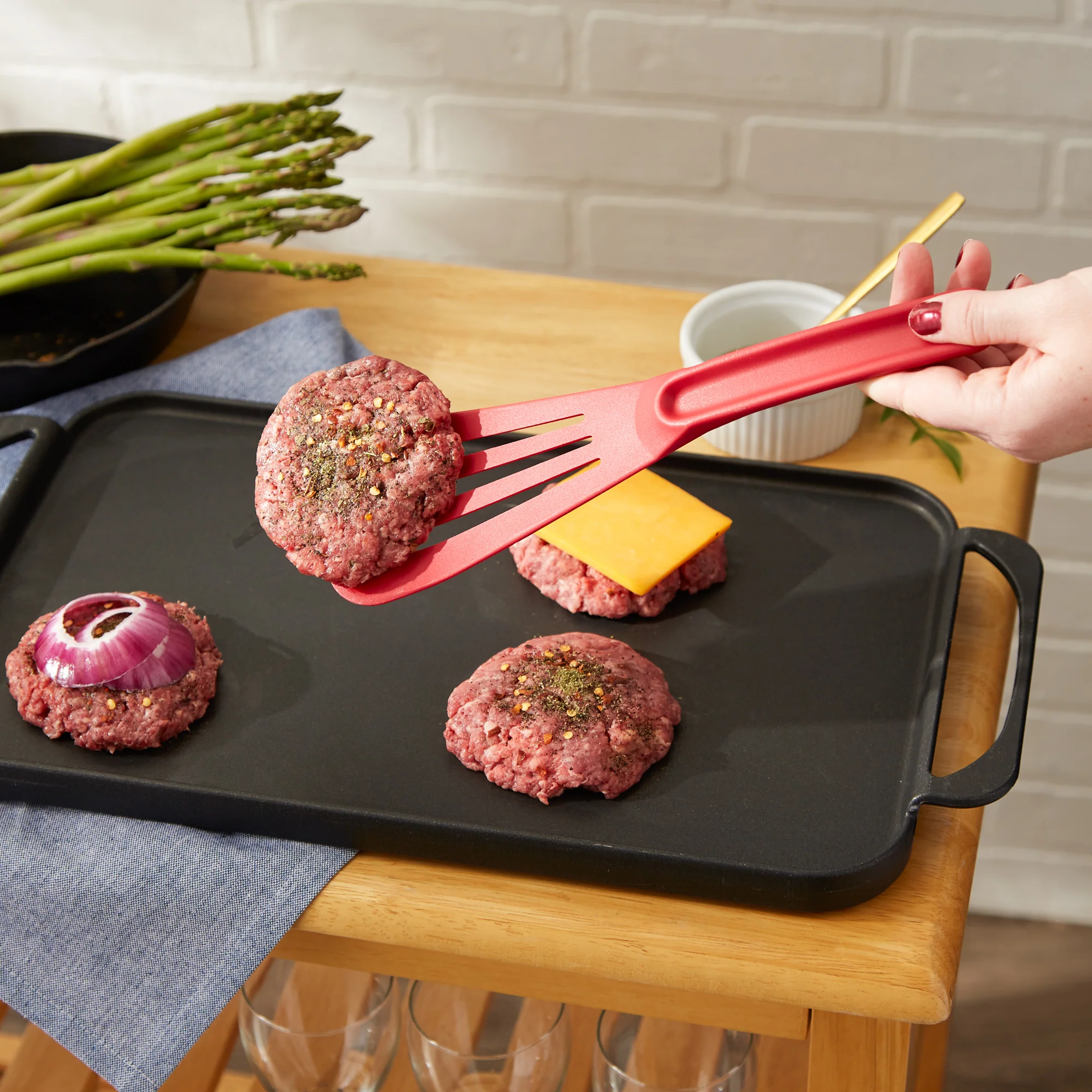 Euro Style Flexible Nylon Spatula - Red