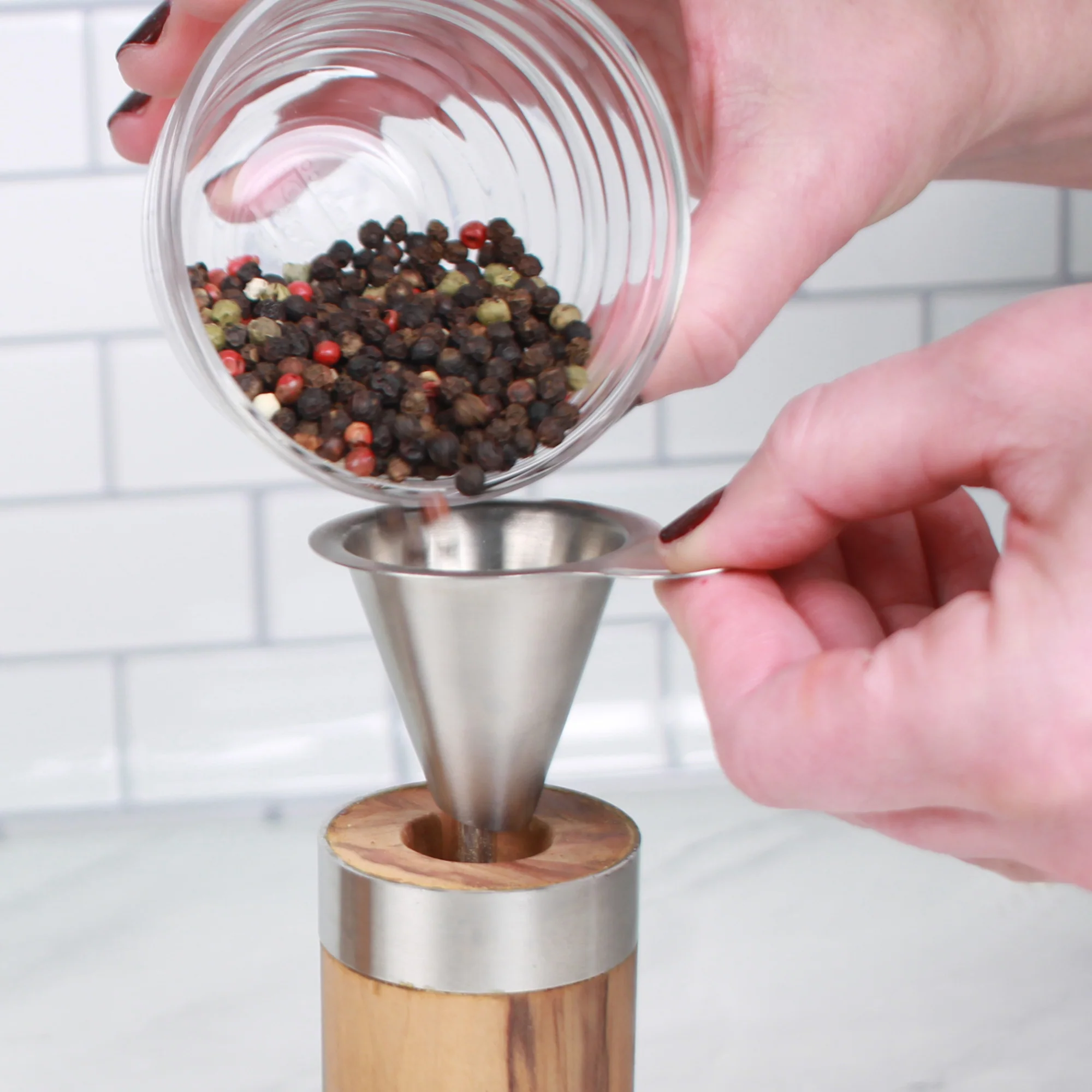 Endurance® Peppercorn Funnel