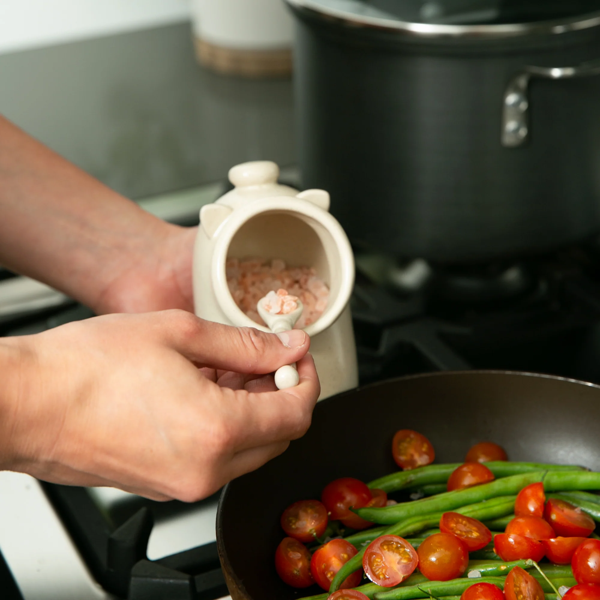 Stoneware Salt Pig - Oat