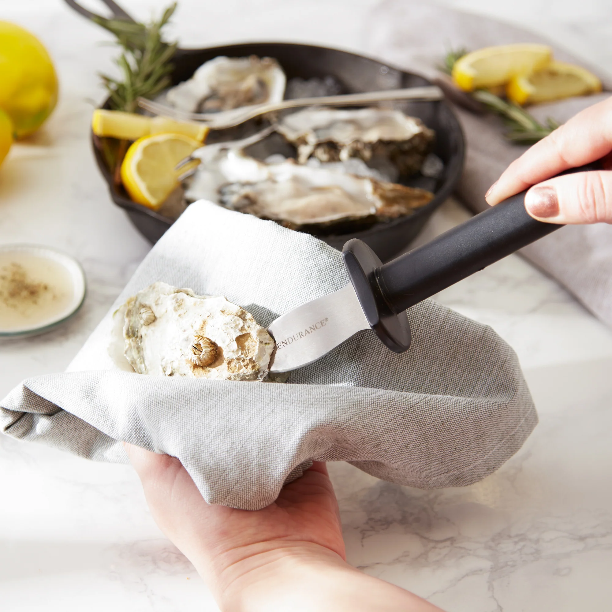 Endurance® Oyster Knife