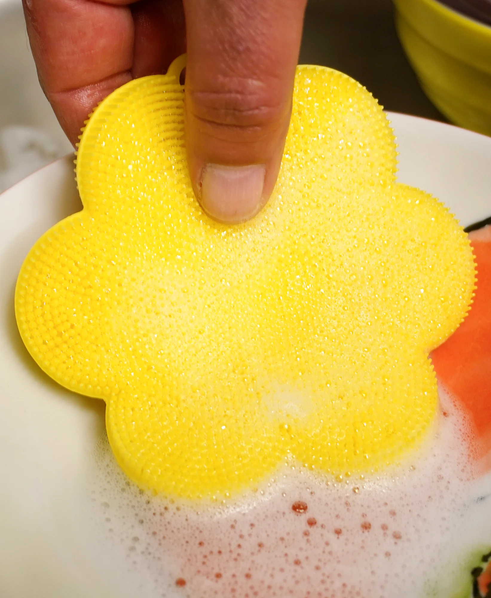 Silicone Soft Scrub - Yellow