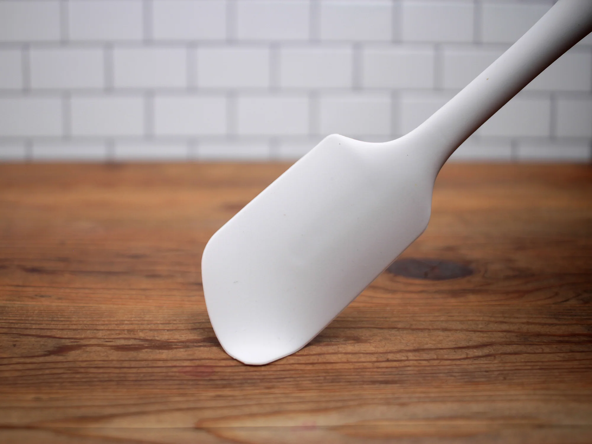 Ela Style Spatula - White