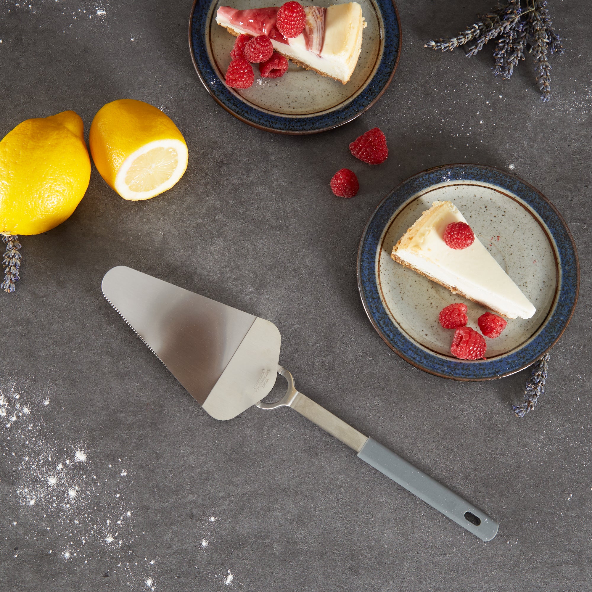 Flexible Pie Server - Stainless Steel