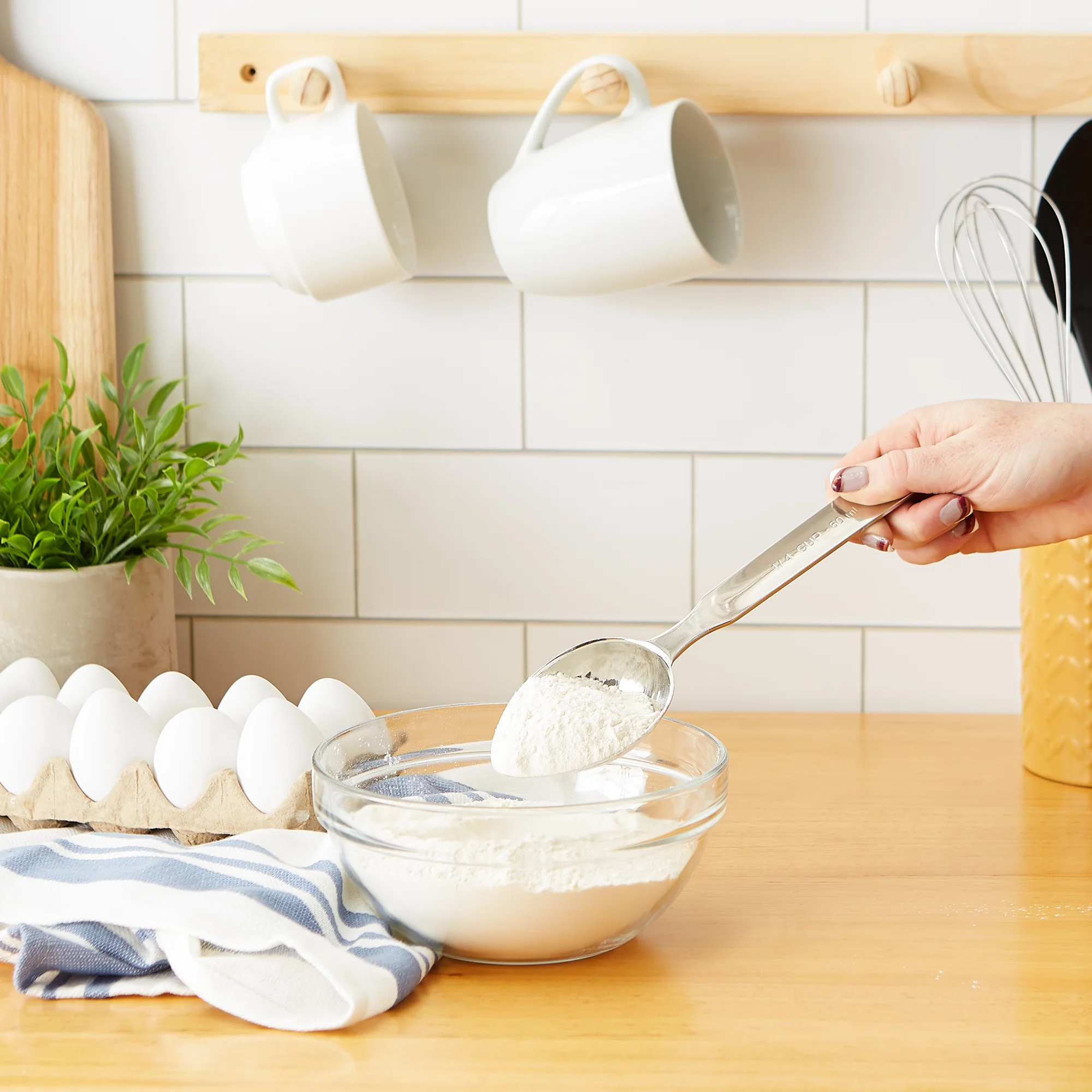 Endurance® Oval Measuring Scoop - 1/4 Cup