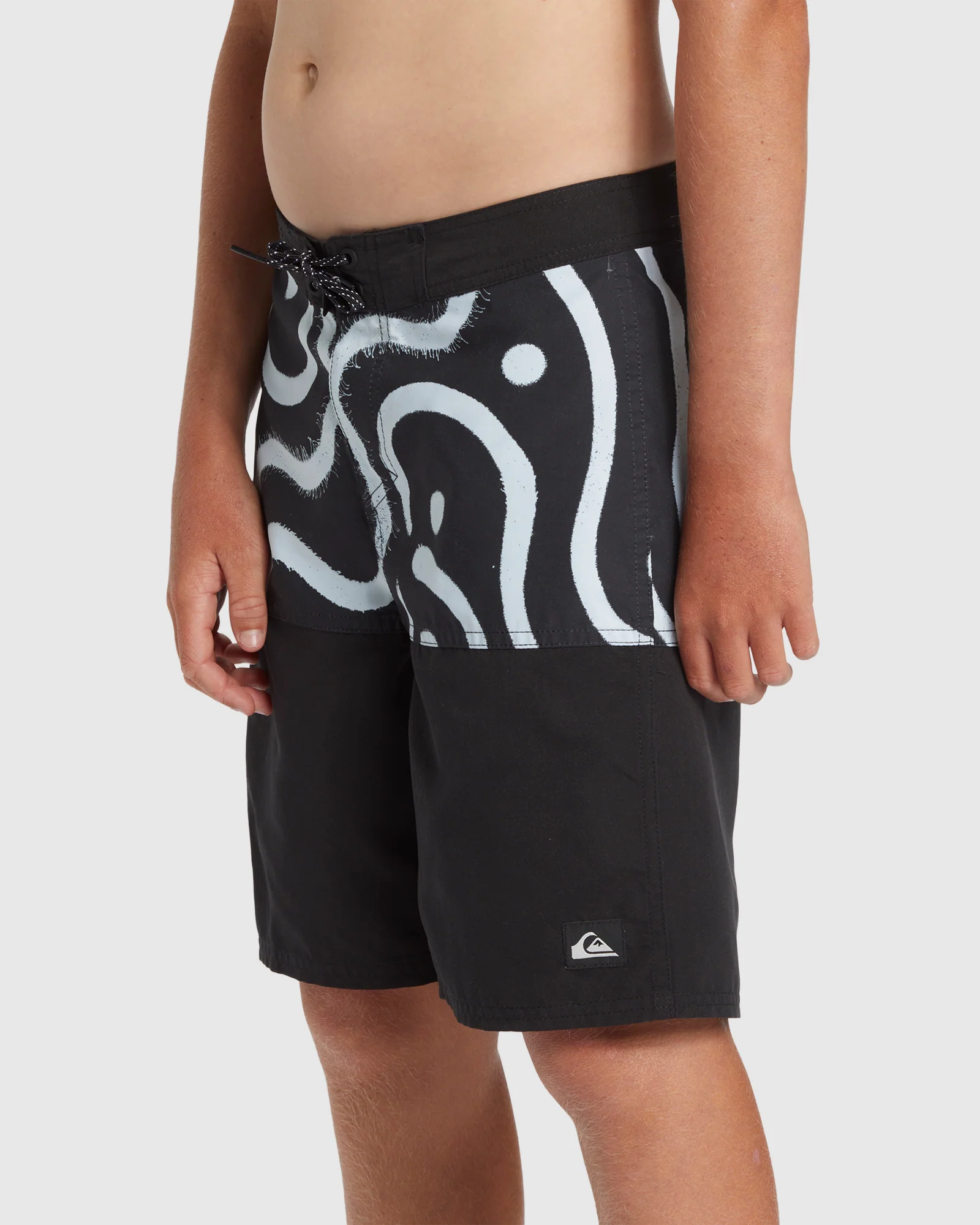 Boys 8-16 Everyday Division 17 Boardshorts