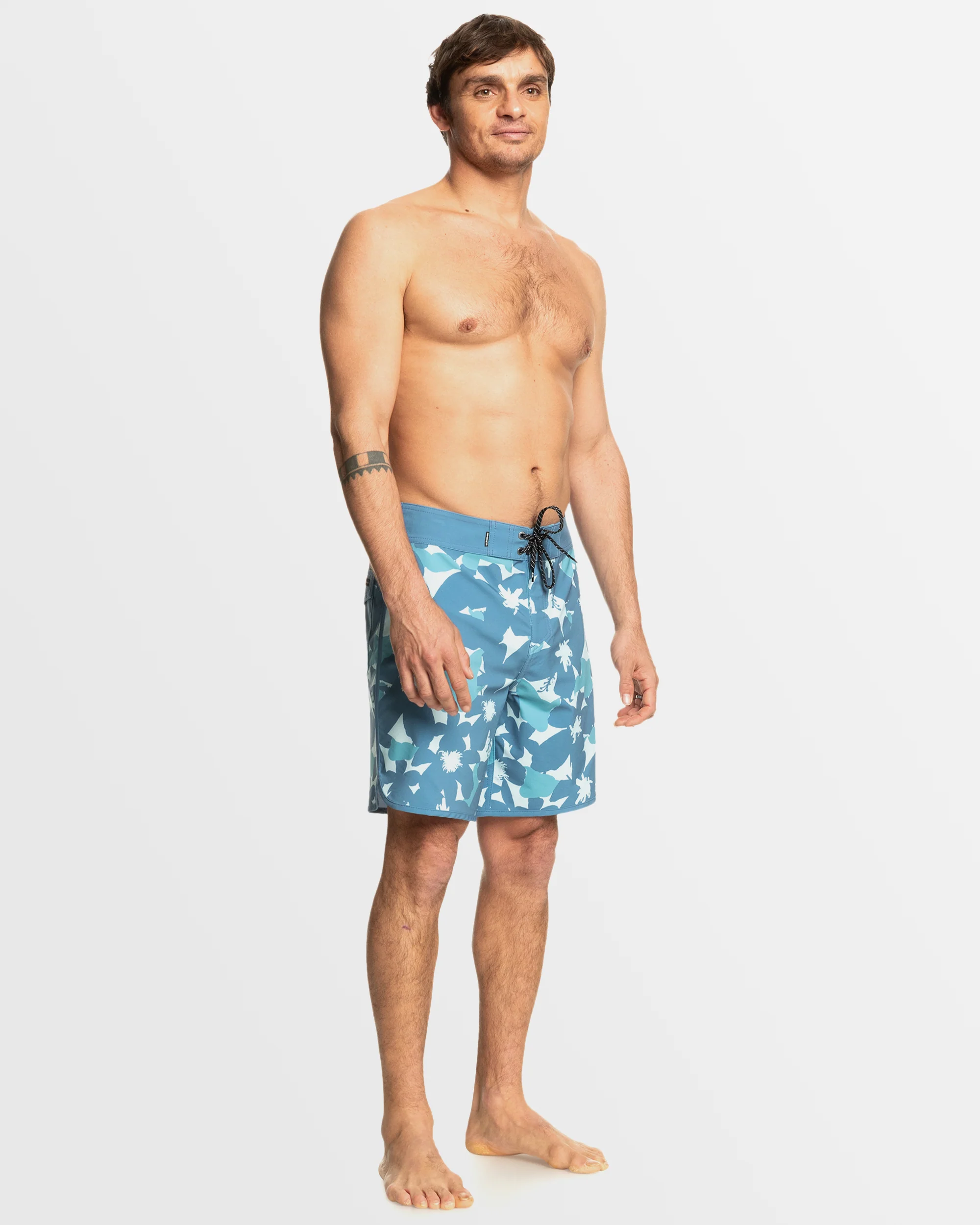 Mens Surfsilk Scallop 18 Boardshorts