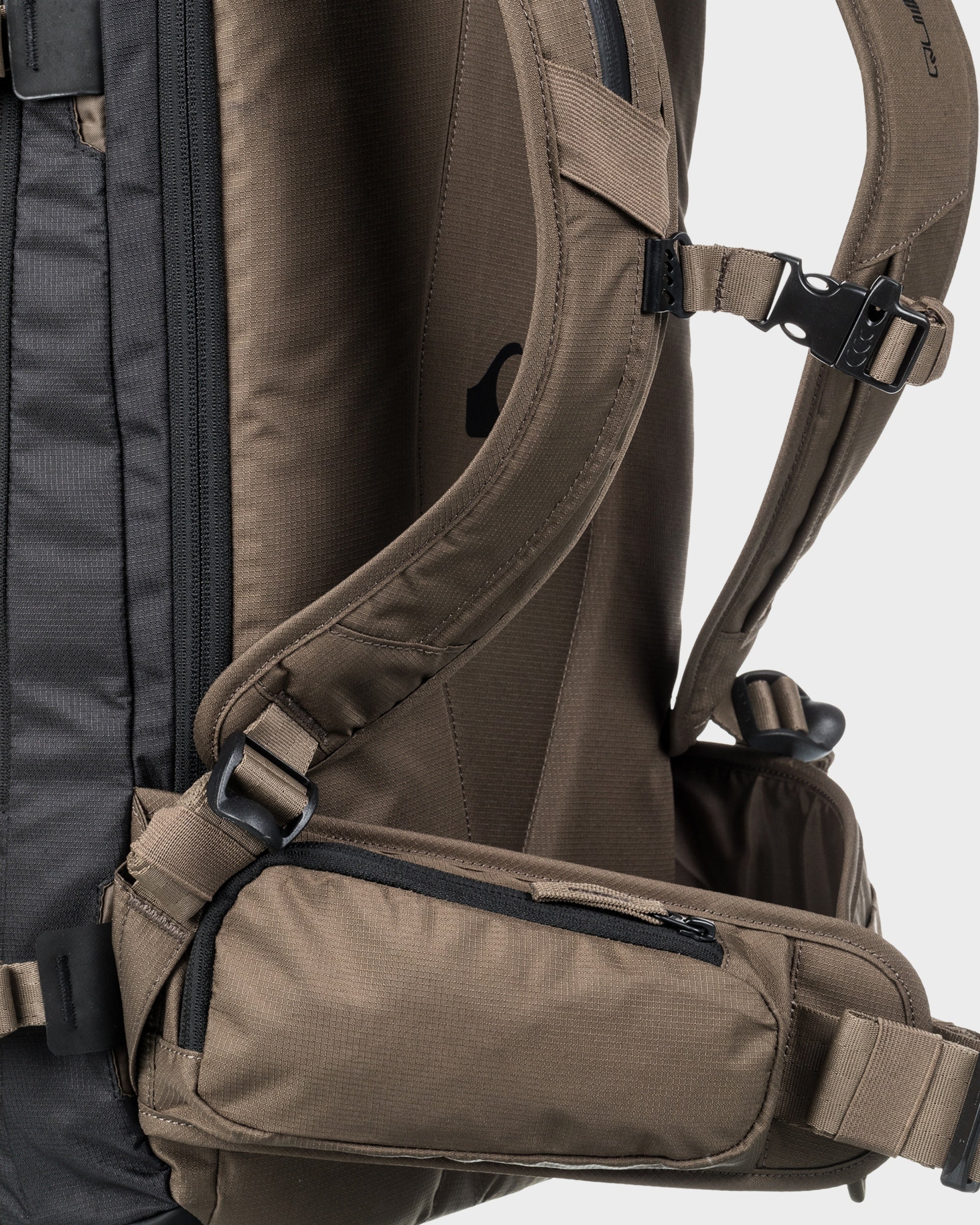 Mens Travis Rice X Quiksilver Platinum 25 L Small Backpack