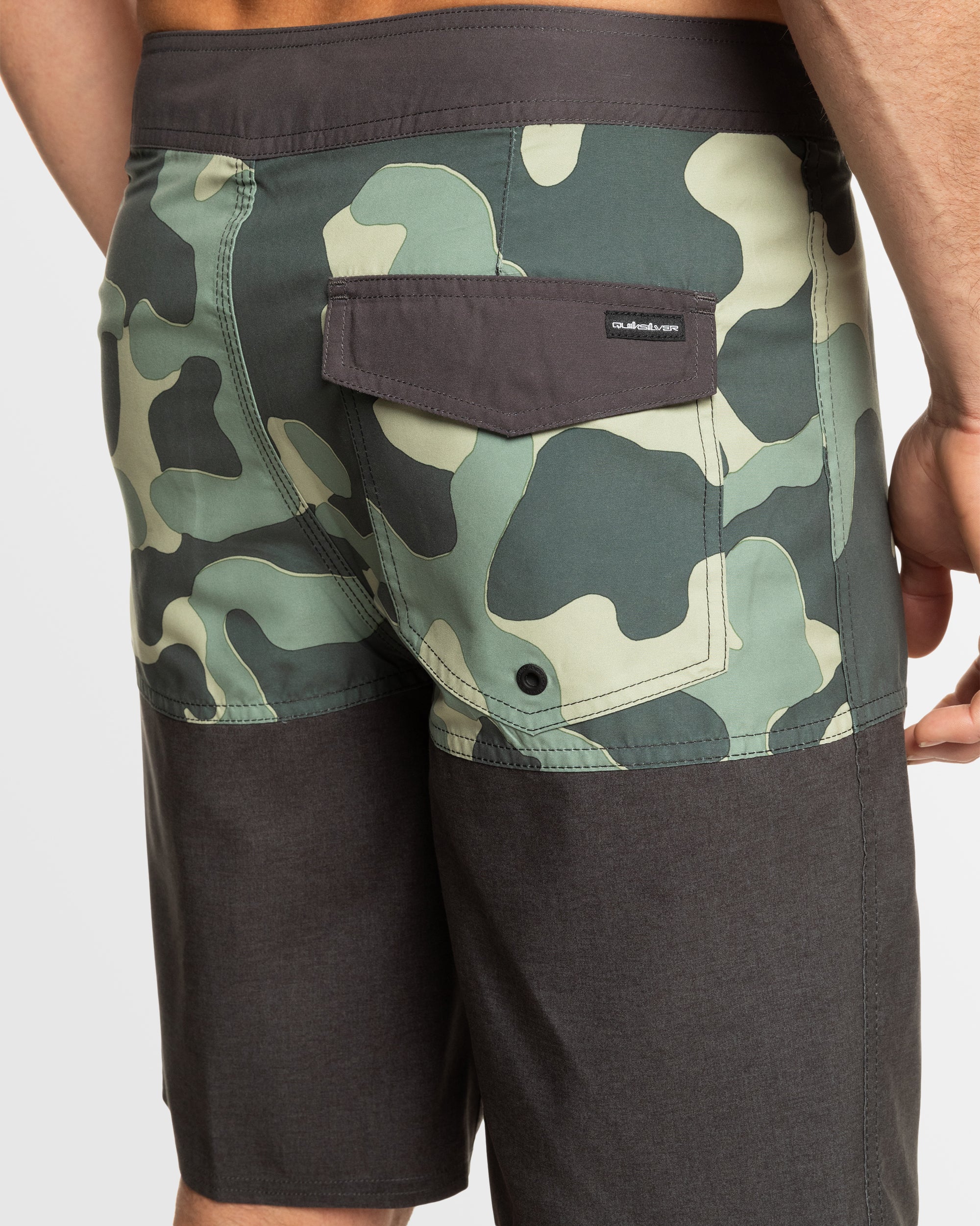 Mens Everyday Division 20 Boardshorts