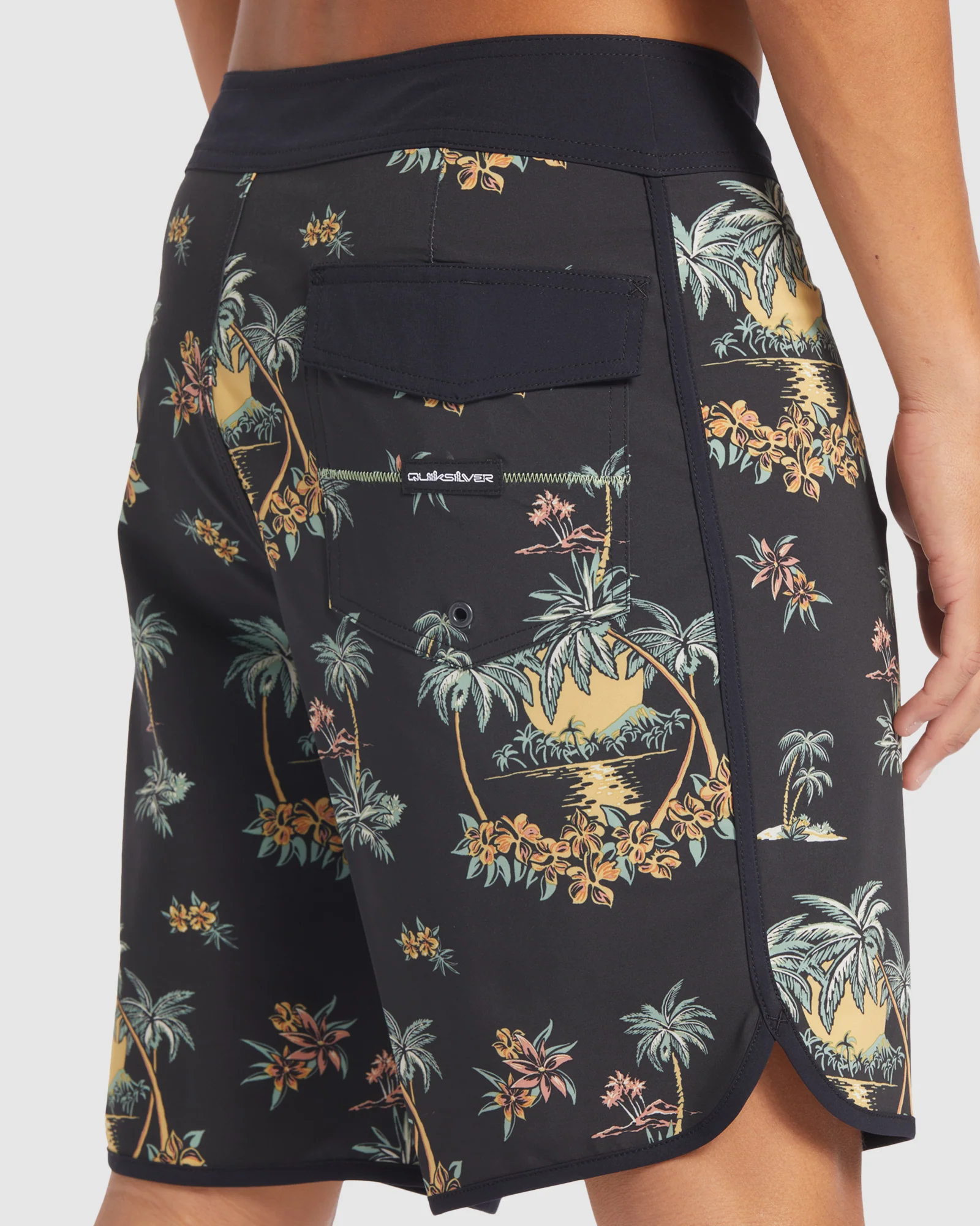 Mens Surfsilk Scallop 19 Boardshorts