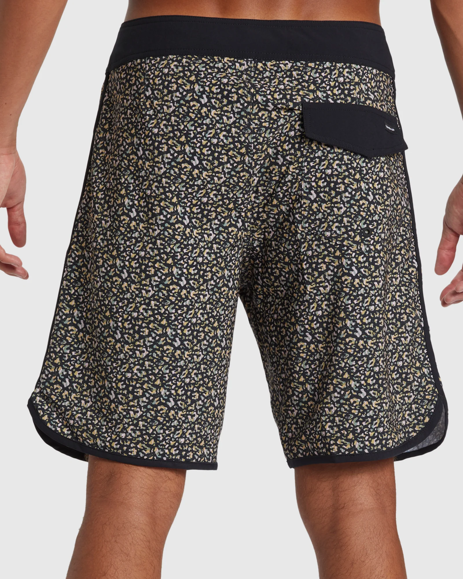 Mens Highline Scallop 19 Boardshorts