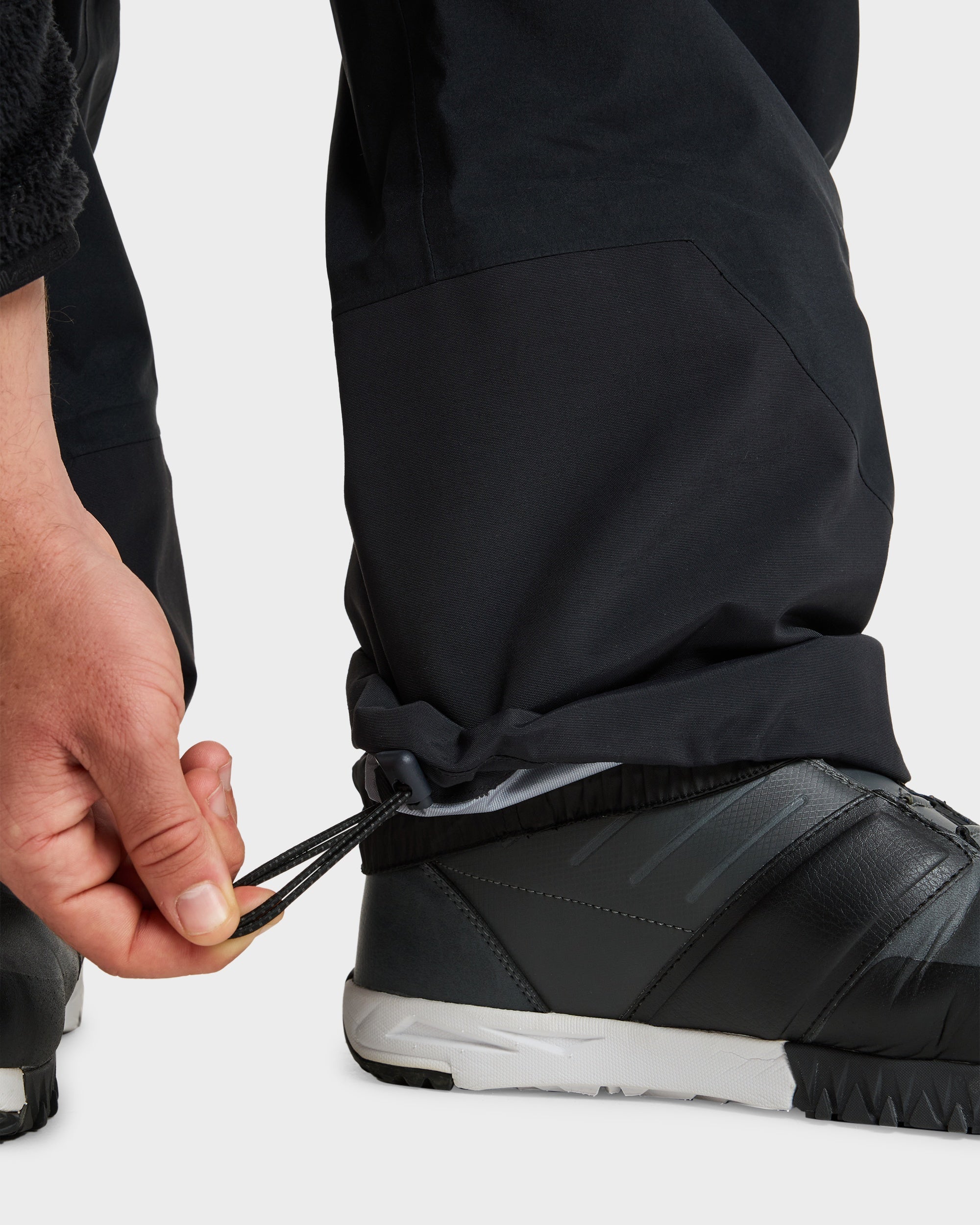 Mens Highline Pro 3L Gore-Tex Bib Snow Pants