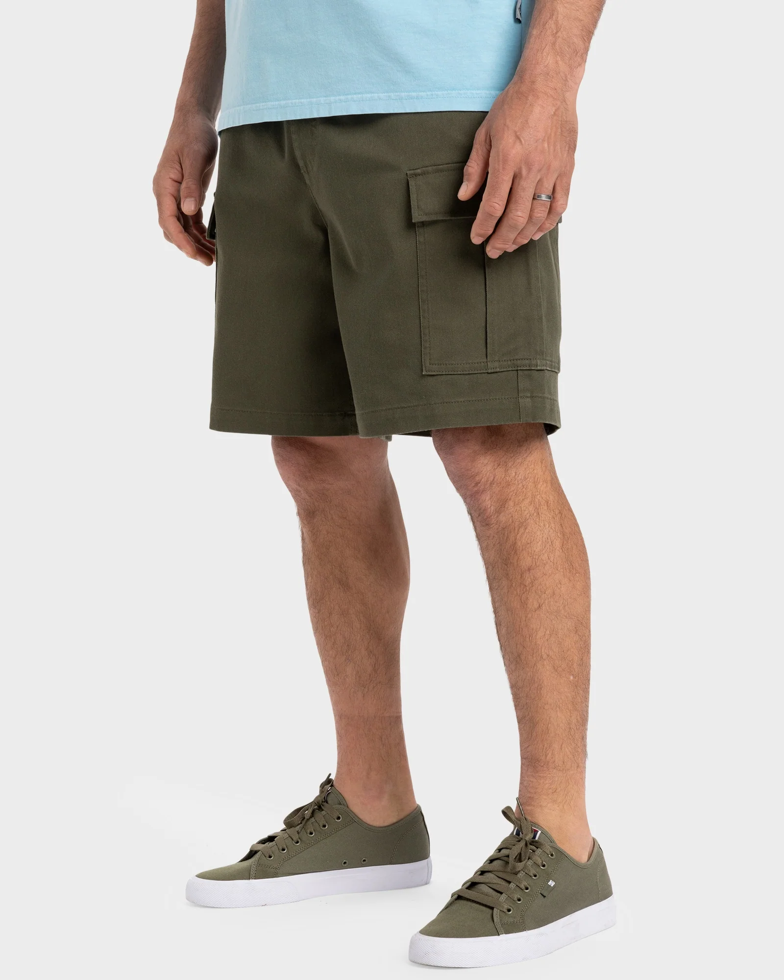 Mens Taxer 19 Cargo Walkshorts
