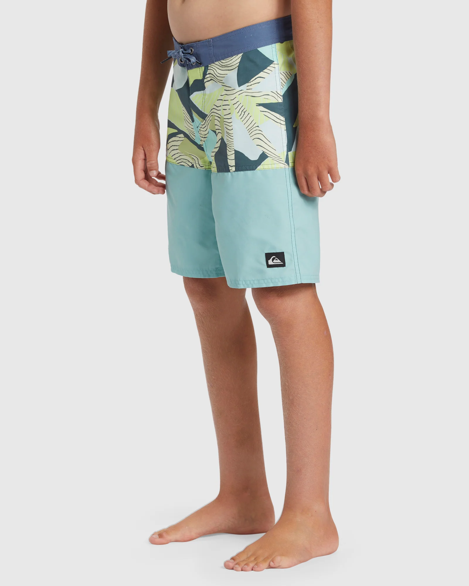 Boys 8-16 Everyday Division 17 Boardshorts