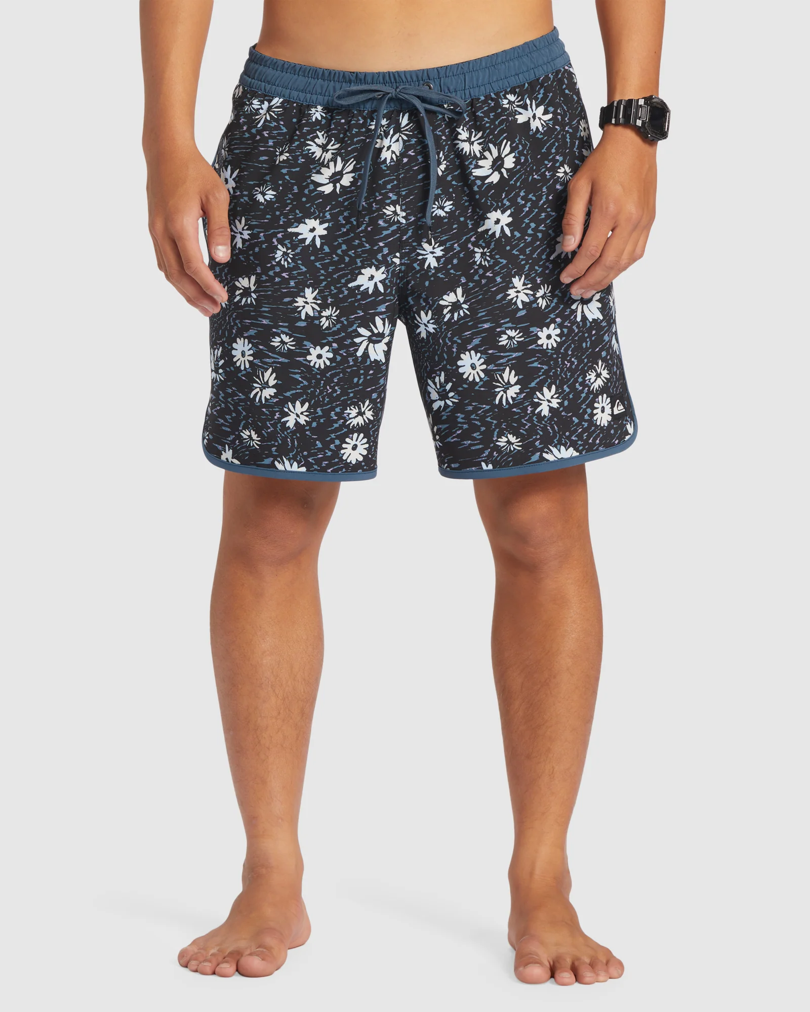 Mens Surfsilk Scallop Volley 17 Swim Shorts