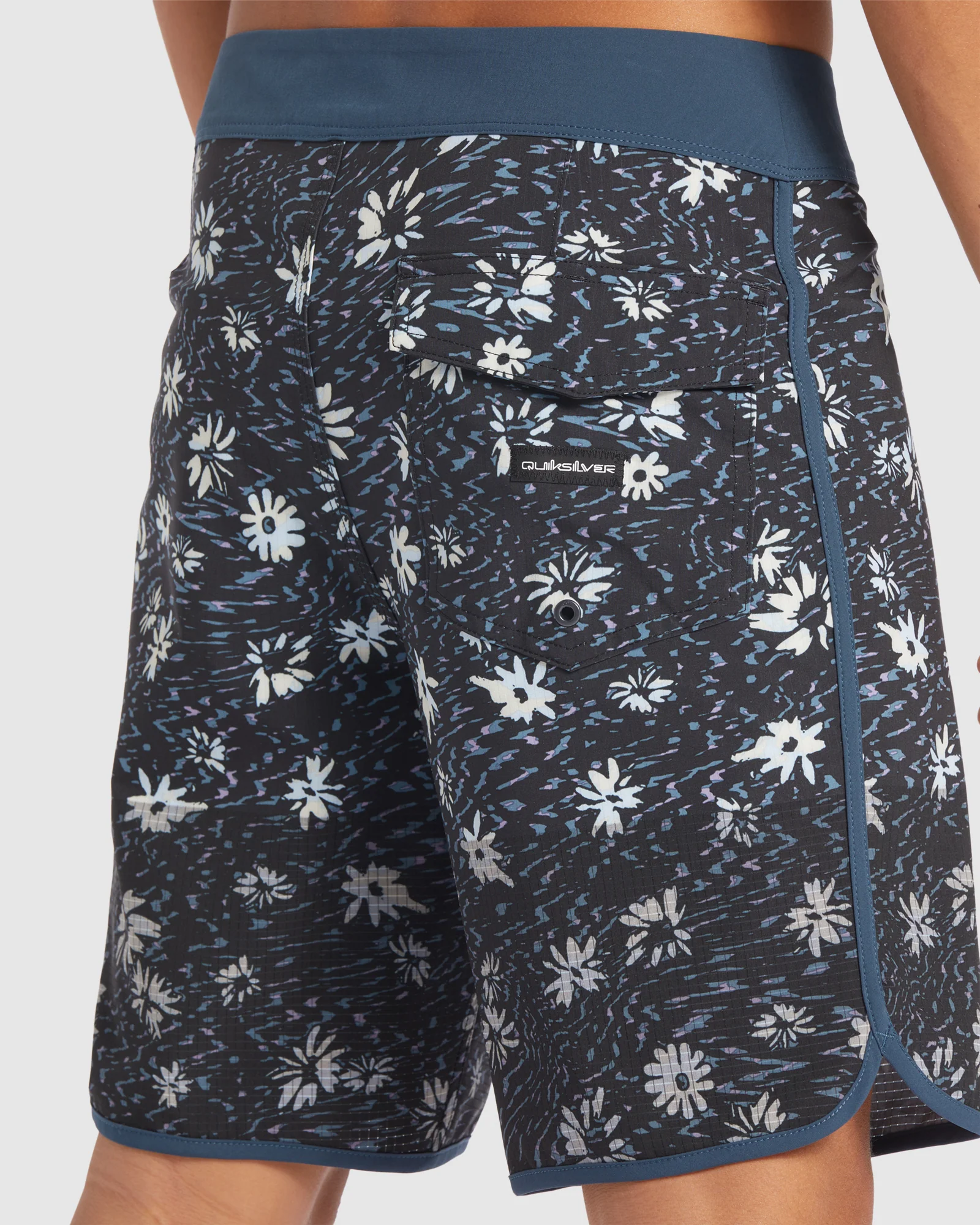Mens Highlite Scallop 19 Boardshorts